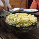 お好み焼き 福竹 - 「辛いの大丈夫？」と確認入るが、日本激辛党員たる俺には愚問に近いｗ