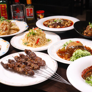 A wide variety of Northeastern Chinese cuisine!