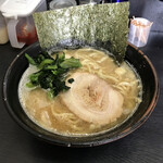 すずき家 - 料理写真:醤油ラーメン並