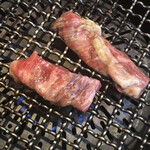 焼肉やまと - スジっぽい分割部分