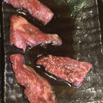 焼肉やまと - 分割部分のアップ。