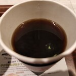 最強のバターコーヒー - コーヒー（メキシコ産）
甘味弱、酸味は丸くほのか、苦味弱、濃さは薄め、とろみが中程度。焦げ感はないものの弱いエグみが出ているので、劣化してる？ミディアムかハイローストあたり。特徴のない凡庸な味わい。