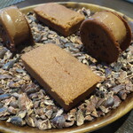 レストラン ラ・フロレゾン・ドゥ・タケウチ - LE CAFÉ ET SES PETIT'S FOURS