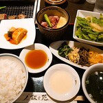 叙々苑 - 壺漬ロース厚切り焼ランチ