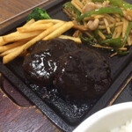 わ楽 - ミニハンバーグ(デミソース)  黒い！美味い！