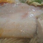 自家製麺 麺や ひなた - チャーシューも、しっとり柔らかでした