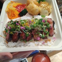 ラ・ボンヌターブル - 