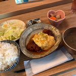 焼き鳥とワイン 萬鳥 - 