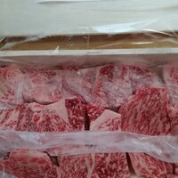 大井 - 「サイコロステーキ」？　イエイエ、ちゃんとしたロースを切って下さってるような切り身がいっぱいです⭐️❤️良心的ですね♬（╹◡╹）♡