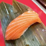立喰 さくら寿司 - サーモン