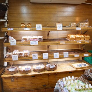 ベーカリー プチ_2