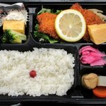 まるい弁当 - まるい弁当 「ヒレカツ弁当」