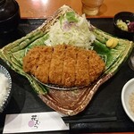 HANAMURA - 厚切りとろロースかつ定食1590円