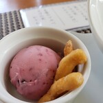 Soba Dining 蕎花 - 木苺のソルベ&そばの実かりんとう