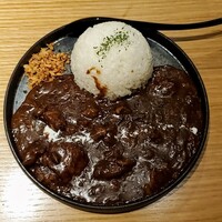 焼肉 赤坂 えいとまん - 上空から和牛デミグラスビーフ
