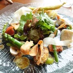 Rugorowa Furano - グリーンアスパラガスと４種のカルパッチョ牡蠣のポアレ添え