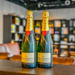 パーティープランb シャンパンフリーフロー含む2時間飲み放題付 全6品 3名 当日予約可 忘年会 新年会 合コン 宴会 パーティー 歓送迎会 棲家アーキテクチャカフェ Sumika Archtecture Cafe 新宿三丁目 カフェ 食べログ