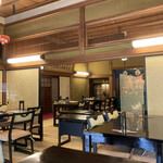 国登録文化財 二木屋 - 食事をした椅子席