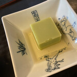 国登録文化財 二木屋 - 天豆寄せ…一口頬張り感動！