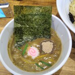 煮干し中華そば 一剣 - 濃厚な煮干し汁