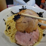 煮干し中華そば 一剣 - バラロール