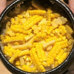 温石 - 土鍋いっぱいのとうもろこしご飯