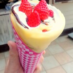 アロハクレープ - 季節限定・静岡産紅ほっぺいちごクレープ　￥500
