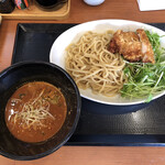 からやま - からあげ担々つけ麺 690円