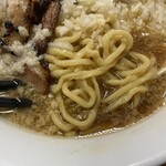 麺家ひまり - 「ラーメン」（800円）の麺アップ