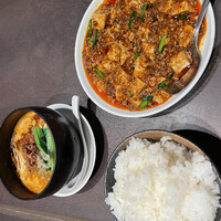 四川料理 龍の子 - 