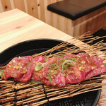 近江焼肉ホルモンすだく - 