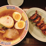 餃子と麺 いせのじょう - 
