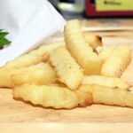 トリワイン ＰＩＫＯＳＨＨＨＵ - フライドポテト