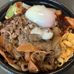 ほっともっと - 料理写真:野菜が摂れる肉増しビビンバ
大盛り 半熟玉子   810円