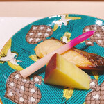 鮨まつもと - さわらの焼き物　さつまいものレモン煮