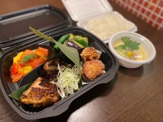 Washin - とり弁当1000円