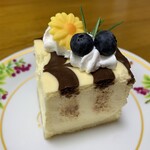 JENNIE americanfood & sweets - ニューヨークチーズケーキ…税込486円
