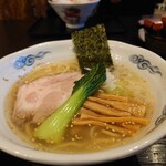 龍のひげ - 料理写真:龍のひげ塩らあめん・海老油＆中太麺