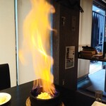 Kizuna Dainingu - 石焼きカマンベールチーズのメープル添1,320円
      IN fire