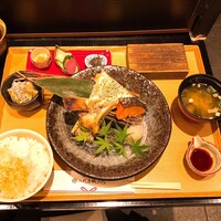 銀座米料亭 八代目儀兵衛 - 