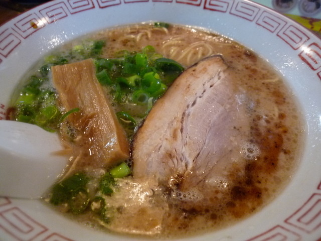 まんねん 梅田本店 - 東梅田/ラーメン | 食べログ
