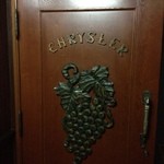 クライスラー - 重厚さを感じる扉