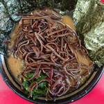 とんこつラーメンいしい - 豚骨醤油ラーメン並＋のり・キクラゲ増し