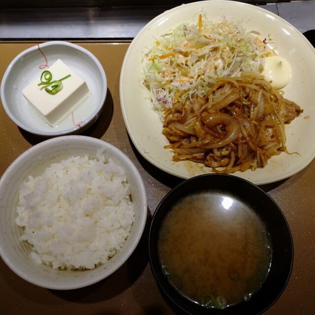 やよい軒 本町通り店 本町 定食 食堂 食べログ やよい軒 本町通り店 本町 定食 食堂 食べログ