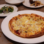 Kanaya - ミックスピザ