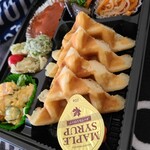 ごはん カフェ 鈴屋 - 米粉入りワッフル♪