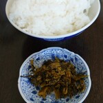 江ちゃんラーメン - 今日は小めしも注文(高菜付き)