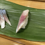 Sushi Dokoro Chiba - 〆鯖握り♬
                        やや端っこ辺り…