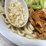 丸山製麺 - このスープにはにんにくはマスト！