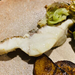 modest - ヒゲソリダイ。